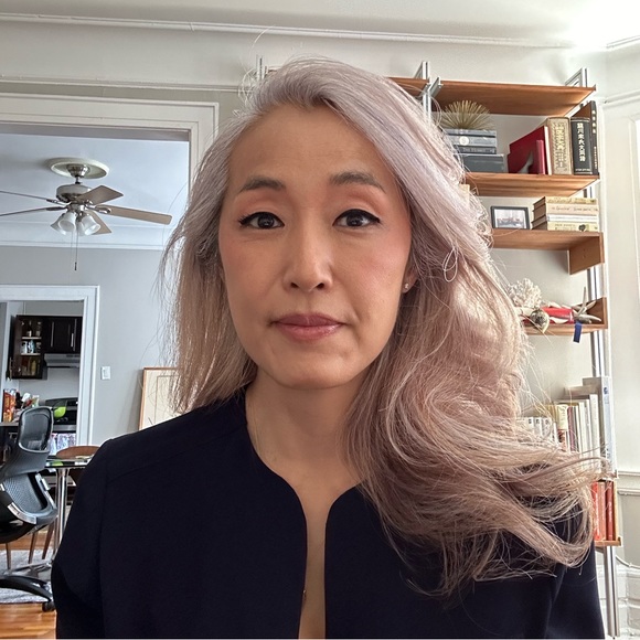 Meet your Posher, Sofia - Picture 1 of 1